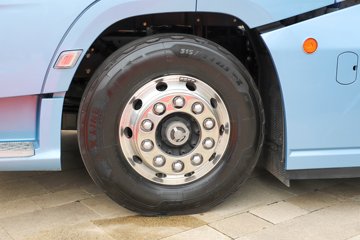 һ����� J7�ؿ� ����� ���ļ��� 600���� 6X4 LNG�Զ���ǣ����(Һ��)(CA4250P77M26T1E6)ͼƬ