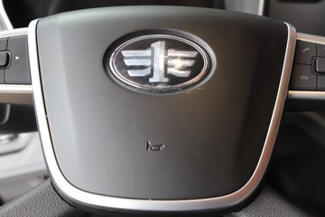 һ����� J7�ؿ� 660���� 6X4 LNG�Զ���ǣ����(CA4250P77M26T1E6)ͼƬ