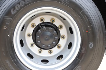 һ����� J7�ؿ� 660���� 6X4 LNG�Զ���ǣ����(CA4250P77M26T1E6)ͼƬ