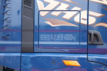 �ൺ��� ��JH6�ؿ� 600���� 6X4 LNG�Զ���ǣ����ͼƬ