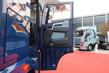 �ൺ��� ��JH6�ؿ� 600���� 6X4 LNG�Զ���ǣ����ͼƬ