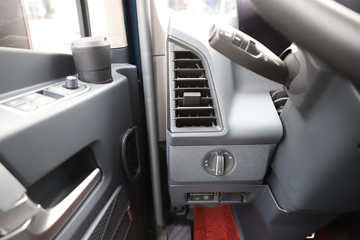 �ൺ��� ��JH6�ؿ� 600���� 6X4 LNG�Զ���ǣ����ͼƬ