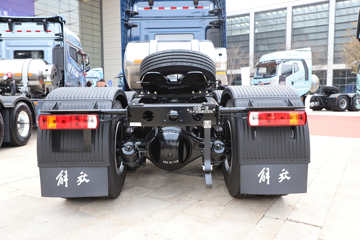 �ൺ��� ��JH6�ؿ� 600���� 6X4 LNG�Զ���ǣ����ͼƬ