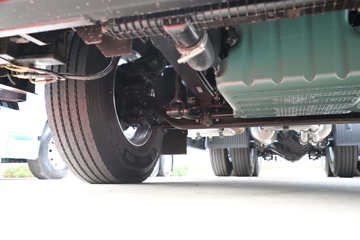 �ൺ��� ��JH6�ؿ� 600���� 6X4 LNG�Զ���ǣ����ͼƬ