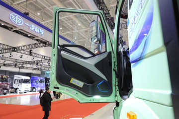 һ����� J6P 8X4 7.8�״��綯��ж��400.61kWhͼƬ