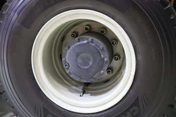 һ����� J6P 8X4 7.8�״��綯��ж��400.61kWhͼƬ