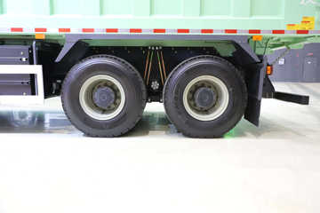 һ����� J6P 8X4 7.8�״��綯��ж��400.61kWhͼƬ