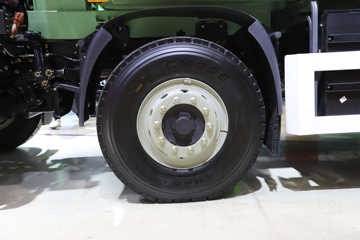 һ����� J6P 8X4 7.8�״��綯��ж��400.61kWhͼƬ