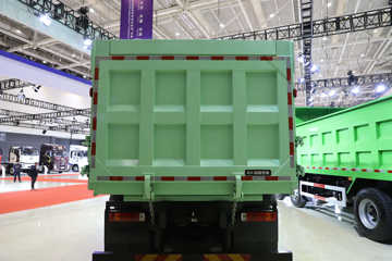 һ����� J6P 8X4 7.8�״��綯��ж��400.61kWhͼƬ