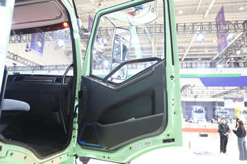 һ����� J6L 6X4 ���綯ǣ����400.61kWhͼƬ