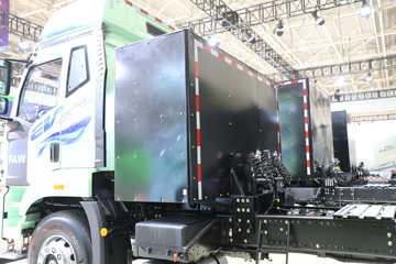 һ����� J6L 6X4 ���綯ǣ����400.61kWhͼƬ