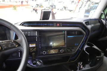 һ����� J6P 8X4 5.6�״��綯��ж��600.92kWhͼƬ