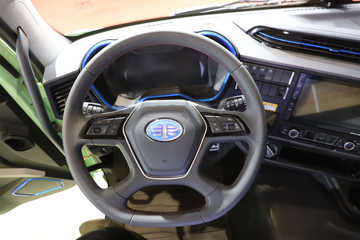 һ����� J6P 8X4 5.6�״��綯��ж��600.92kWhͼƬ