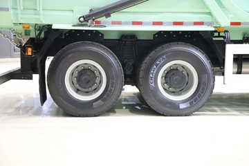 һ����� J6P 8X4 5.6�״��綯��ж��600.92kWhͼƬ