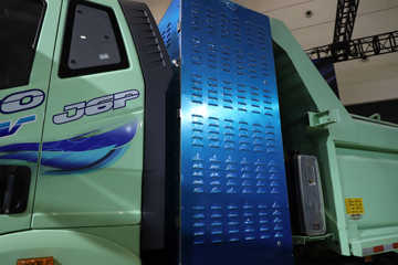 һ����� J6P 8X4 5.6�״��綯��ж��600.92kWhͼƬ