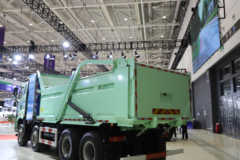 一汽解放 J6P 8X4 5.6米纯电动自卸车600.92kWh