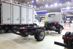解放虎6G 4X2 4.05米单排纯电动冷藏车 宁德时代120.27kWh