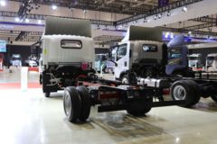 解放虎6G 4X2 4.05米单排纯电动冷藏车 宁德时代120.27kWh