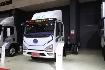 解放虎6G 4X2 4.05米单排纯电动冷藏车 宁德时代120.27kWh