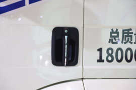 一汽解放底盘&nbsp;扫路车外观图片