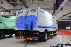一汽解放 J6L 4X2 纯电动洗扫车(中联牌)(ZBH5180TXSCABEVA)
