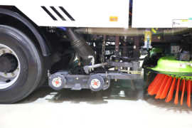 一汽解放底盘&nbsp;扫路车上装图片