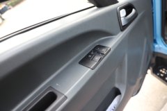 中国重汽 豪曼 星蓝Max 4.5T 4.18米单排纯电动栏板轻卡100.46Wh