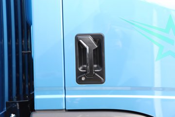 �й����� ���� ����Max 4.5T 4.18�׵��Ŵ��綯��դʽ�Ῠ132kWhͼƬ