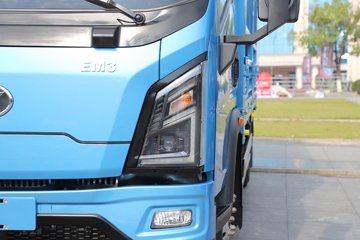 �й����� ���� ����Max 4.5T 4.18�׵��Ŵ��綯��դʽ�Ῠ132kWhͼƬ