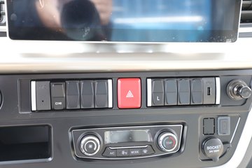 �й����� ���� ����Max 4.5T 4.18�׵��Ŵ��綯��դʽ�Ῠ132kWhͼƬ