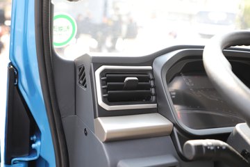 �й����� ���� ����Max 4.5T 4.18�׵��Ŵ��綯��դʽ�Ῠ132kWhͼƬ
