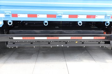 �й����� ���� ����Max 4.5T 4.18�׵��Ŵ��綯��դʽ�Ῠ132kWhͼƬ