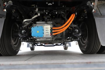 �й����� ���� ����Max 4.5T 4.18�׵��Ŵ��綯��դʽ�Ῠ132kWhͼƬ