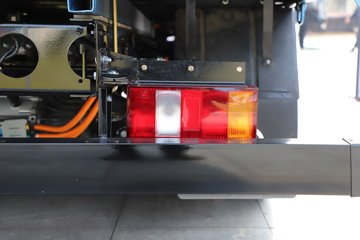 �й����� ���� ����Max 4.5T 4.18�׵��Ŵ��綯��դʽ�Ῠ132kWhͼƬ