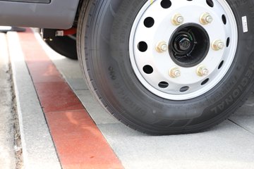�й����� ���� ����Max 4.5T 4.18�׵��Ŵ��綯��դʽ�Ῠ132kWhͼƬ