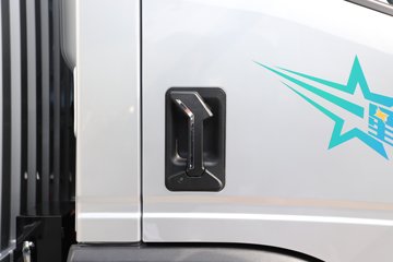 �й����� ���� ����Max 4.5T 4.18�׵��Ŵ��綯��ʽ�Ῠ140.95WhͼƬ