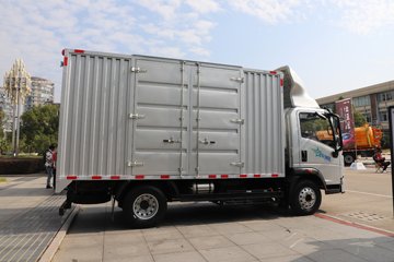 �й����� ���� ����Max 4.5T 4.18�׵��Ŵ��綯��ʽ�Ῠ140.95WhͼƬ