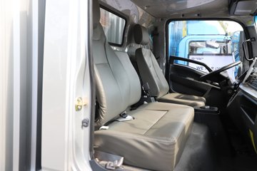 �й����� ���� ����Max 4.5T 4.18�׵��Ŵ��綯��ʽ�Ῠ140.95WhͼƬ