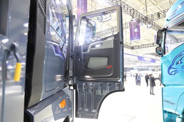 �ൺ��� ��JH6 600���� 8X4 9.5��AMT�Զ�����դʽ�ػ���ͼƬ