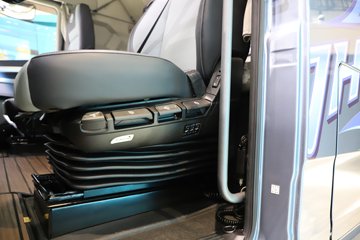 �ൺ��� ��JH6 600���� 8X4 9.5��AMT�Զ�����դʽ�ػ���ͼƬ