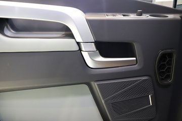 �ൺ��� ��JH6 600���� 8X4 9.5��AMT�Զ�����դʽ�ػ���ͼƬ