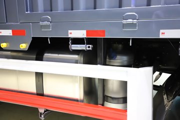 �ൺ��� ��JH6 600���� 8X4 9.5��AMT�Զ�����դʽ�ػ���ͼƬ