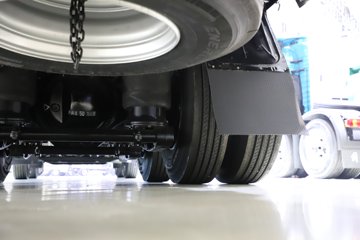 �ൺ��� ��JH6 600���� 8X4 9.5��AMT�Զ�����դʽ�ػ���ͼƬ