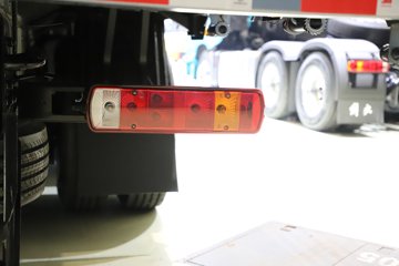 �ൺ��� ��JH6 600���� 8X4 9.5��AMT�Զ�����դʽ�ػ���ͼƬ