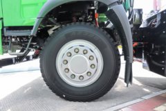 重汽豪曼 勇士EM3 18T 4X2 4.2米排半纯电动自卸车(ZZ3188K17ZBEV0)180.87kWh