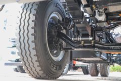 重汽豪曼 勇士EM3 18T 4X2 4.2米排半纯电动自卸车(ZZ3188K17ZBEV0)180.87kWh