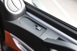 豪曼M5&nbsp;载货车驾驶室                                               图片