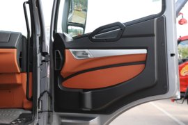 豪曼M5&nbsp;载货车驾驶室                                               图片