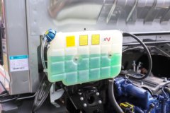 重汽豪曼 先锋M2 145马力 4.15米单排栏板轻卡(ZZ1048F17FB3)