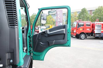 �������� ��ʿM1 �¸��� 142���� 4.15�׵��������ῨͼƬ